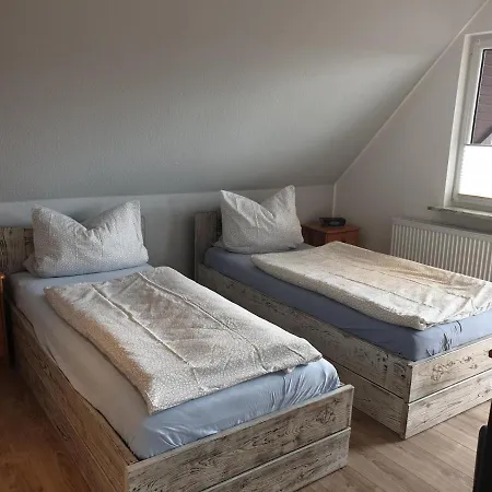 Hus-annett-luechttoorm Tating