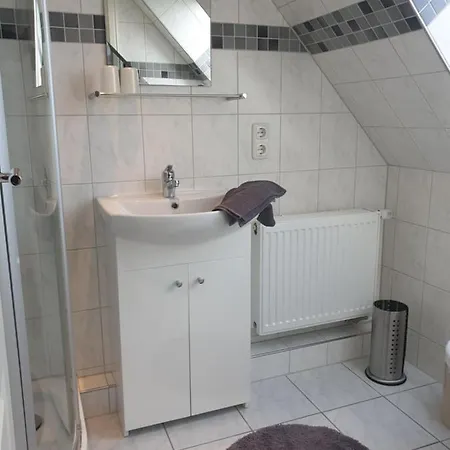 Hus-annett-luechttoorm Apartment *